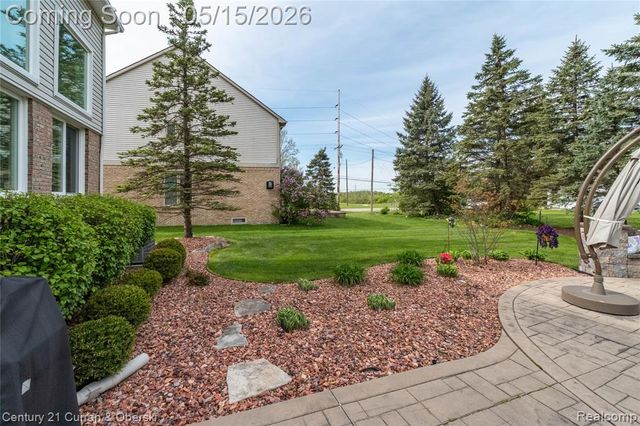 11687 E Hills Drive, Plymouth, MI 48170