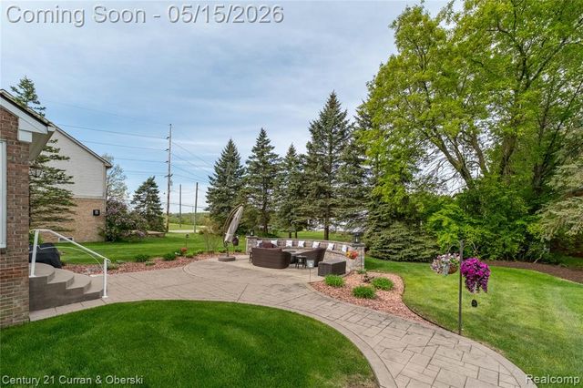 11687 E Hills Drive, Plymouth, MI 48170