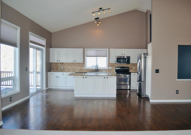 15070 Appaloosa Trail NE, Prior Lake, MN 55372