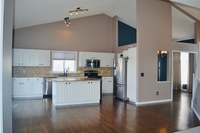 15070 Appaloosa Trail NE, Prior Lake, MN 55372