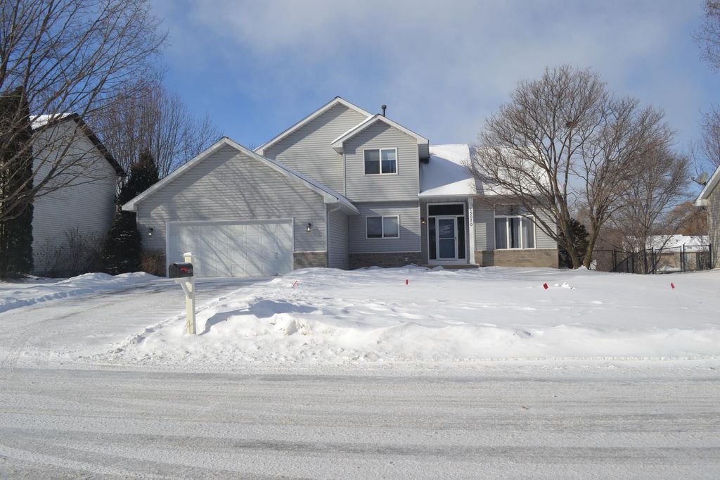 15070 Appaloosa Trail NE, Prior Lake, MN 55372