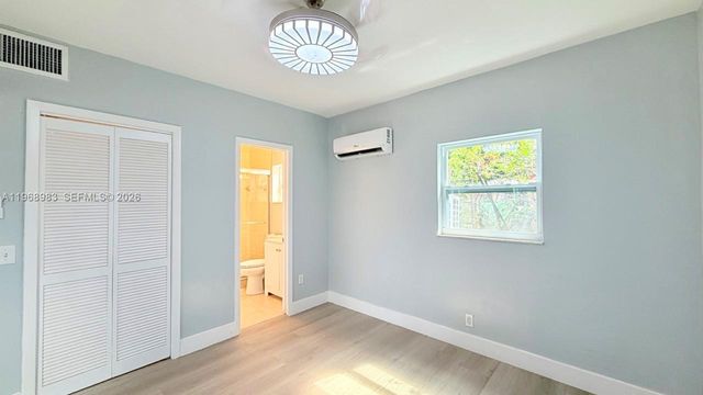 432 NW 103rd St, Miami, FL 33150