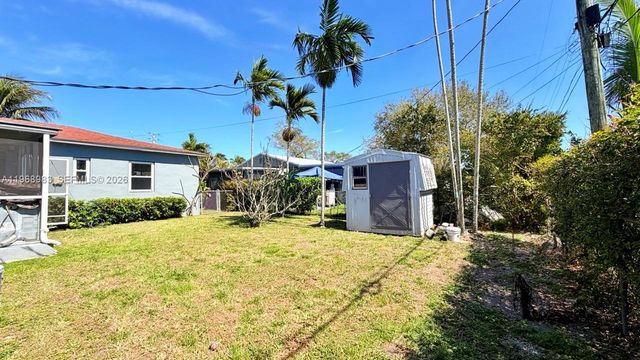 432 NW 103rd St, Miami, FL 33150