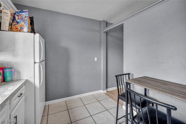 5200 Royalton Road 9B, North Royalton, OH 44133