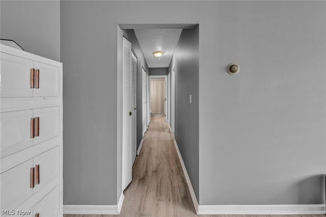 5200 Royalton Road 9B, North Royalton, OH 44133