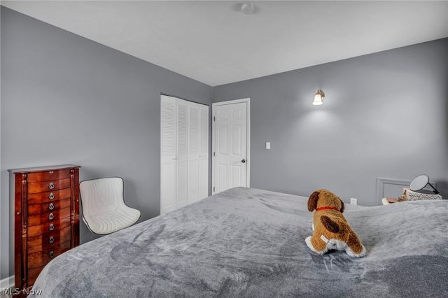 5200 Royalton Road 9B, North Royalton, OH 44133