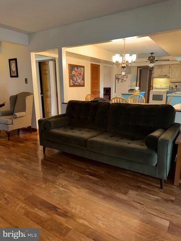 110 THORNWOOD DR, Marlton, NJ 08053