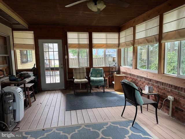 110 THORNWOOD DR, Marlton, NJ 08053