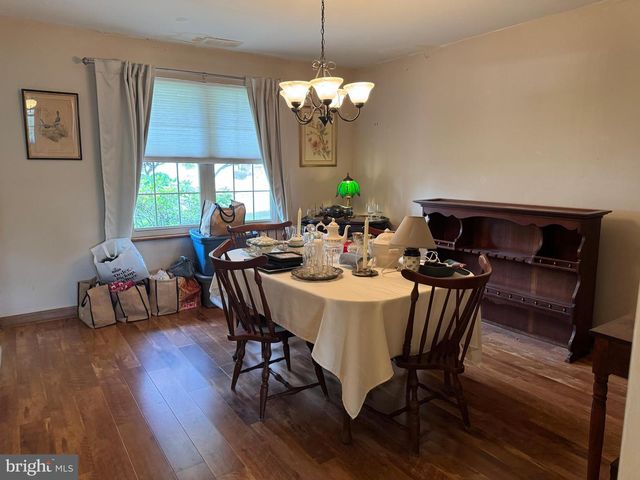 110 THORNWOOD DR, Marlton, NJ 08053