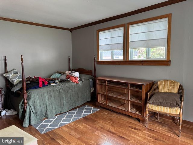 110 THORNWOOD DR, Marlton, NJ 08053