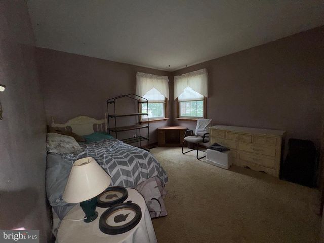 110 THORNWOOD DR, Marlton, NJ 08053