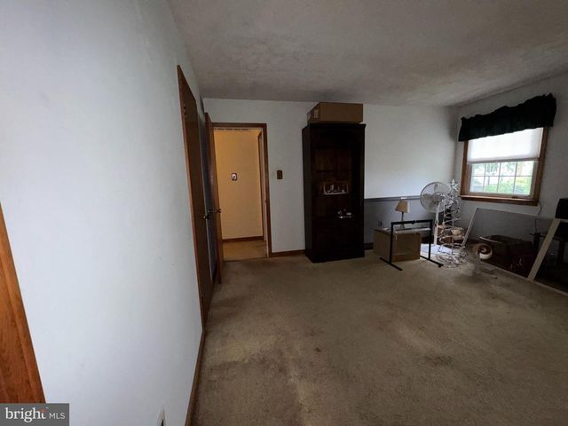 110 THORNWOOD DR, Marlton, NJ 08053