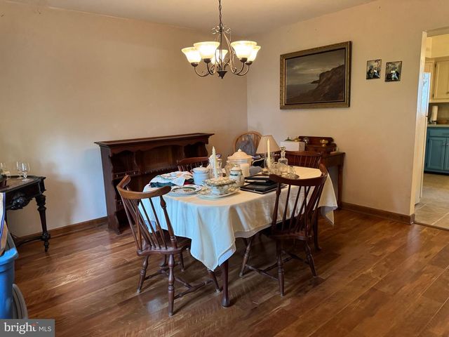 110 THORNWOOD DR, Marlton, NJ 08053