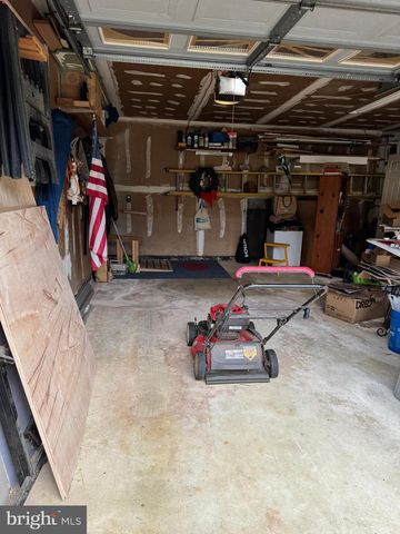 110 THORNWOOD DR, Marlton, NJ 08053