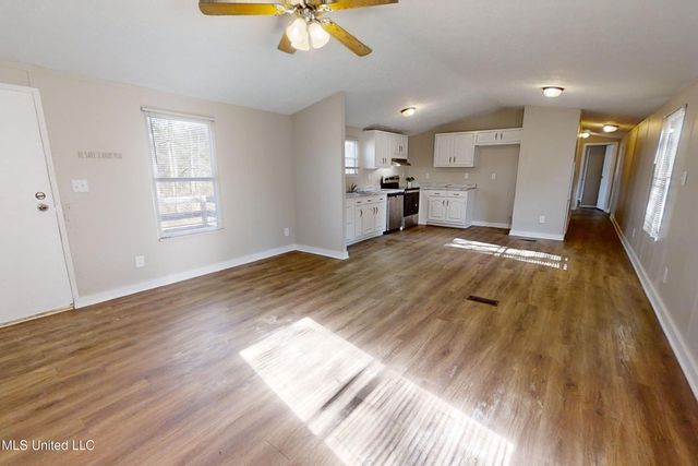 3930 Edwards Place Road, Hernando, MS 38632
