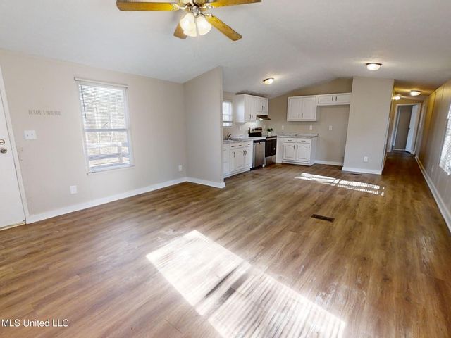3930 Edwards Place Road, Hernando, MS 38632