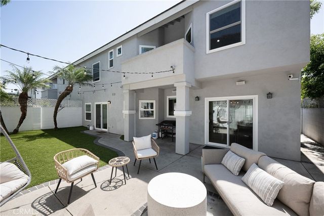 1603 Sea Horse Circle, Costa Mesa, CA 92627