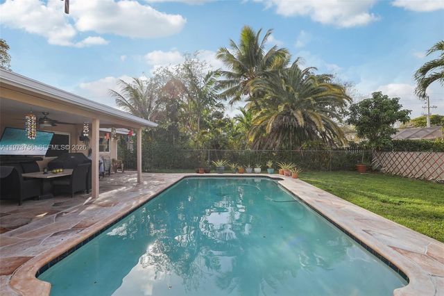 11573 NW 39th Pl, Coral Springs, FL 33065