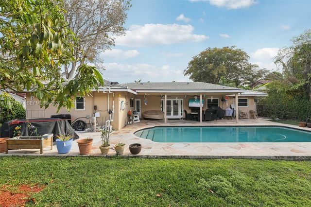 11573 NW 39th Pl, Coral Springs, FL 33065