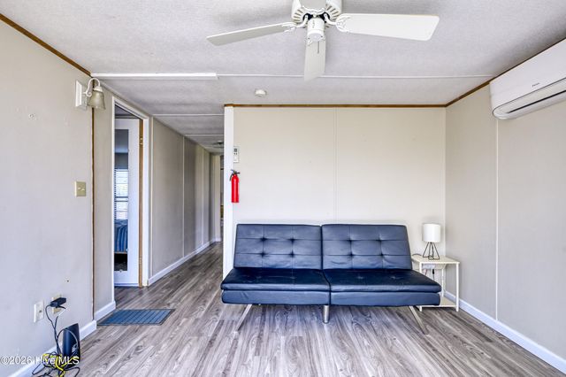 7060 7th Street, Surf City, NC 28445