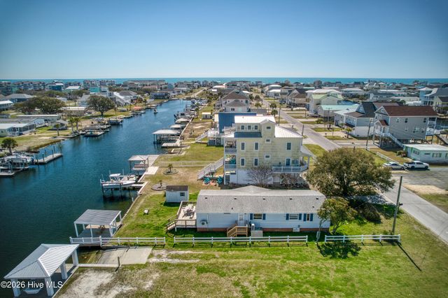 7060 7th Street, Surf City, NC 28445