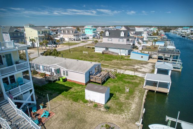 7060 7th Street, Surf City, NC 28445