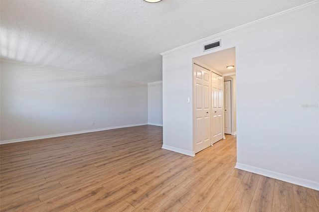 4890 BAY STREET NE 330, St Petersburg, FL 33703