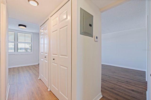 4890 BAY STREET NE 330, St Petersburg, FL 33703