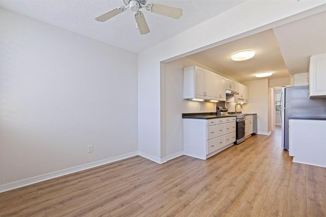 4890 BAY STREET NE 330, St Petersburg, FL 33703