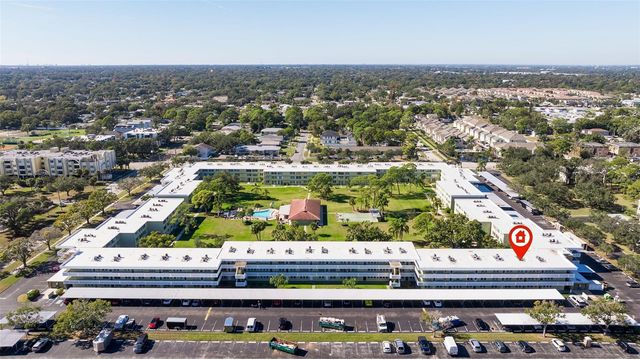 4890 BAY STREET NE 330, St Petersburg, FL 33703