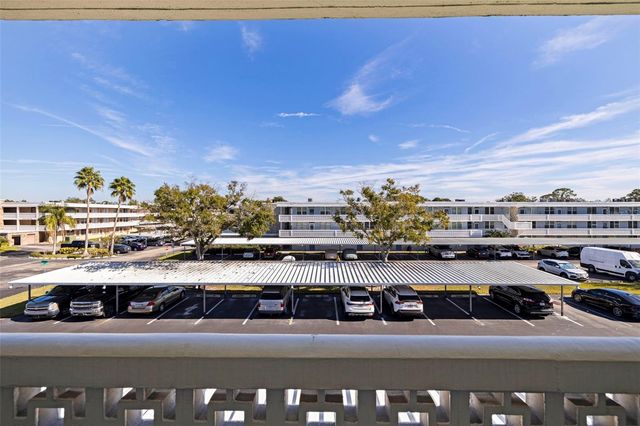 4890 BAY STREET NE 330, St Petersburg, FL 33703