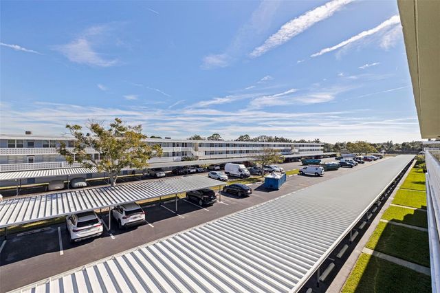 4890 BAY STREET NE 330, St Petersburg, FL 33703