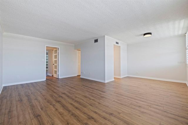 4890 BAY STREET NE 330, St Petersburg, FL 33703