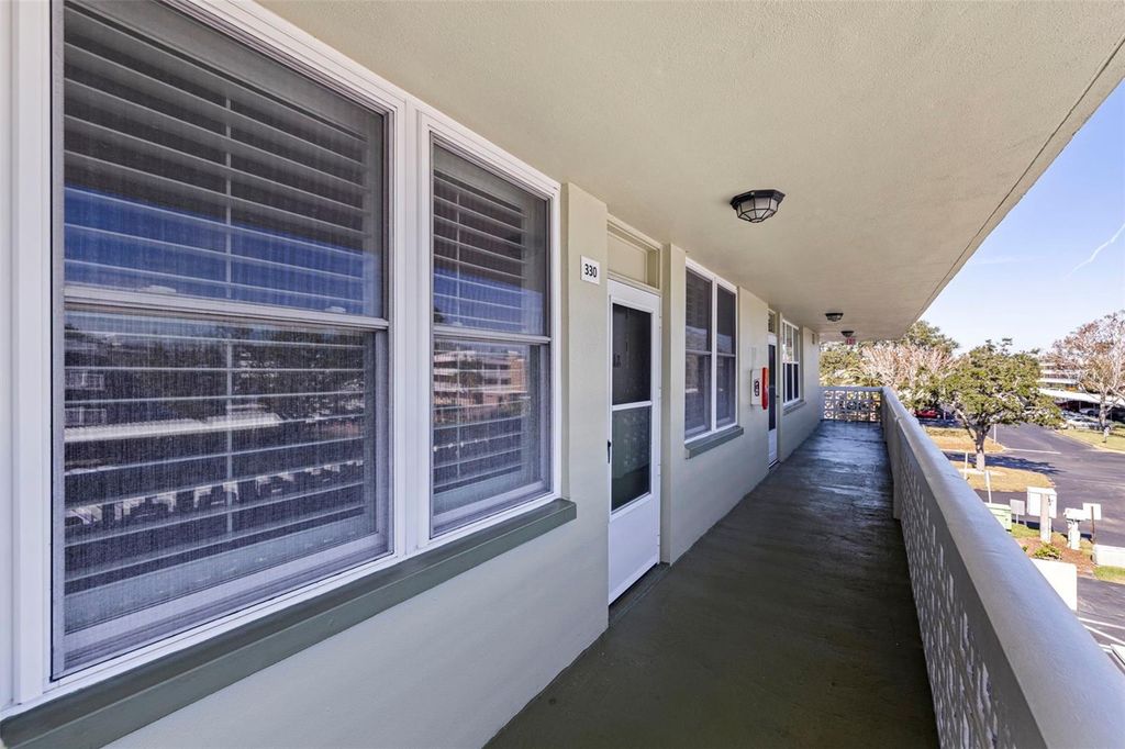 4890 BAY STREET NE 330, St Petersburg, FL 33703