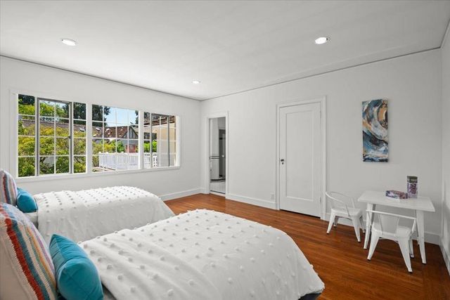 1408 Edgewood Drive, Palo Alto, CA 94301
