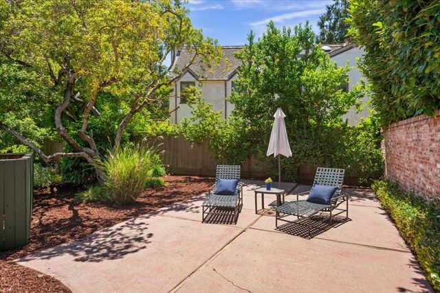 1408 Edgewood Drive, Palo Alto, CA 94301