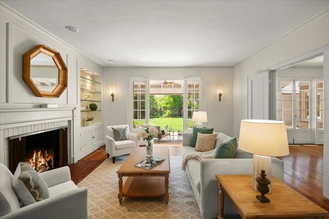 1408 Edgewood Drive, Palo Alto, CA 94301