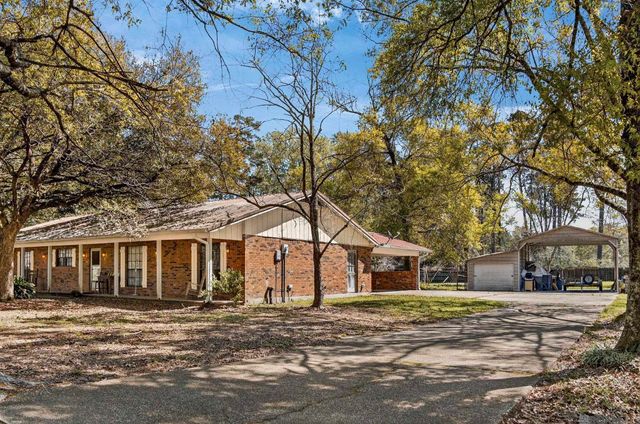 16024 Chevernt Ave, Greenwell Springs, LA 70739