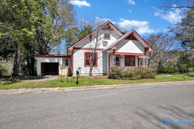 1403 Goehler Road SE, Cullman, AL 35055