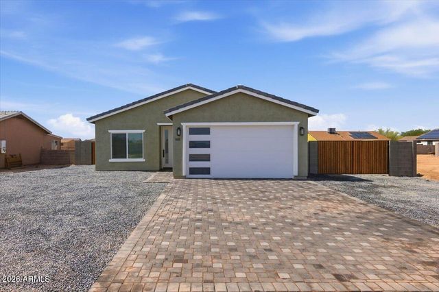 9889 W Heather Drive, Arizona City, AZ 85123