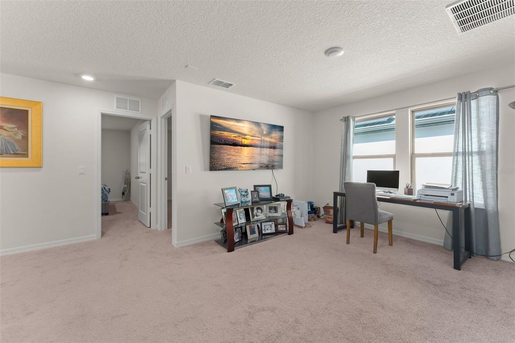 Image 24 of property listing at 9847 AUREA MOSS LANE, Orlando, FL 32832