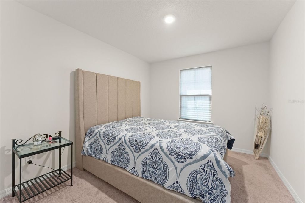 Image 28 of property listing at 9847 AUREA MOSS LANE, Orlando, FL 32832