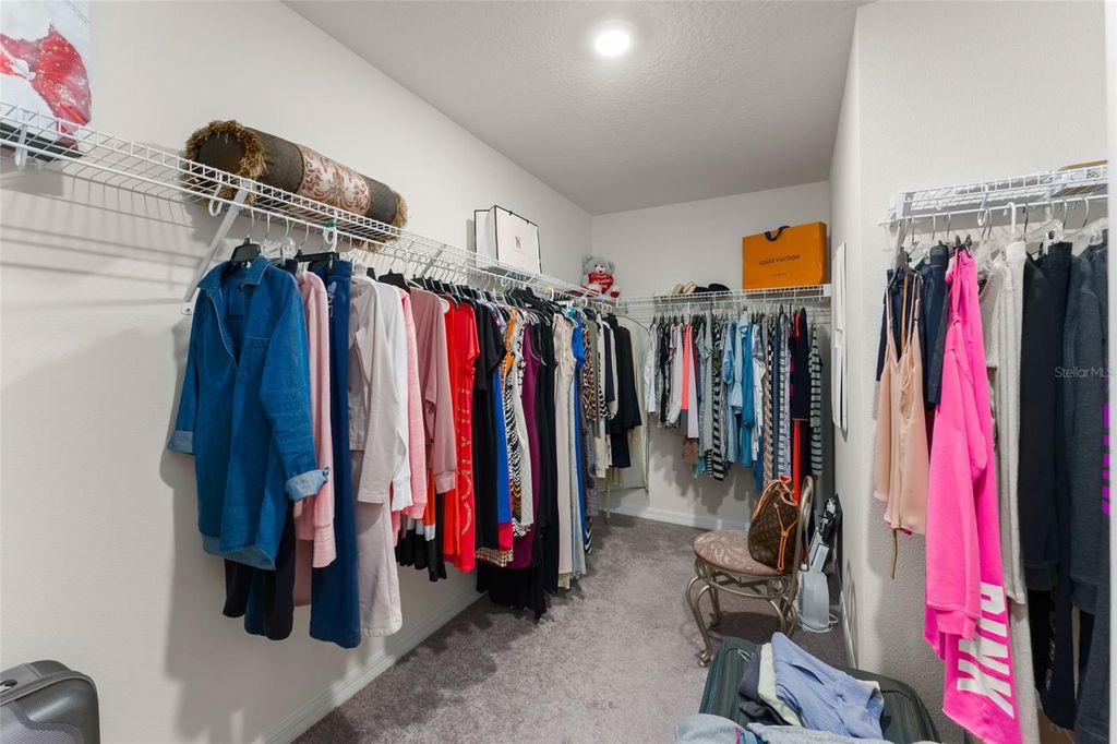 Image 36 of property listing at 9847 AUREA MOSS LANE, Orlando, FL 32832