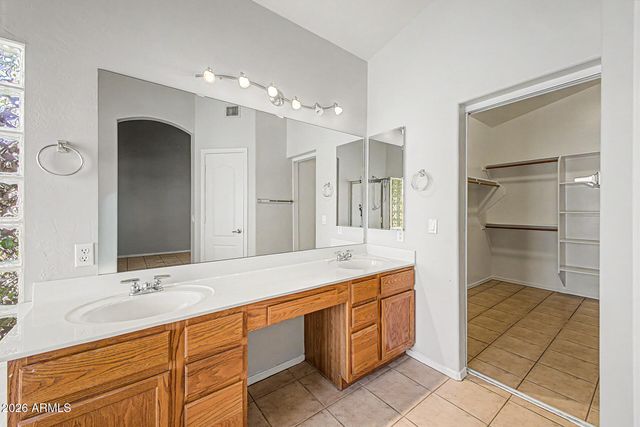 13778 W VERNON Avenue, Goodyear, AZ 85395