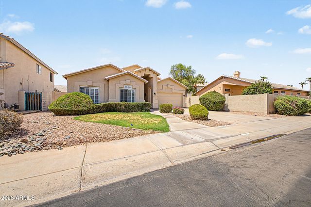 13778 W VERNON Avenue, Goodyear, AZ 85395