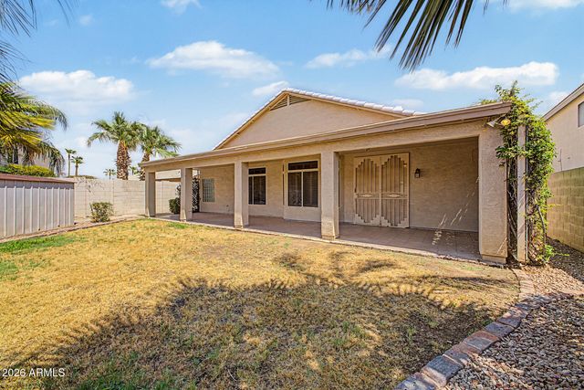 13778 W VERNON Avenue, Goodyear, AZ 85395