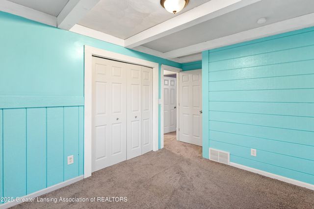 416 Riverview Drive, Dewitt, MI 48820