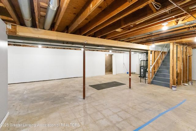 416 Riverview Drive, Dewitt, MI 48820