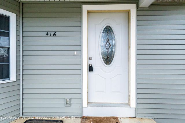 416 Riverview Drive, Dewitt, MI 48820