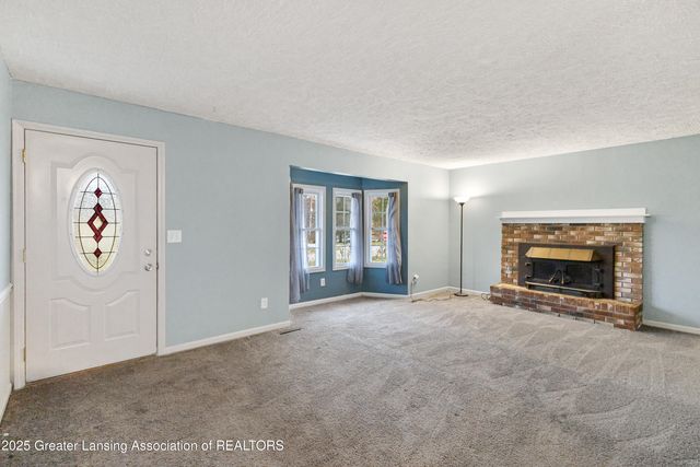 416 Riverview Drive, Dewitt, MI 48820